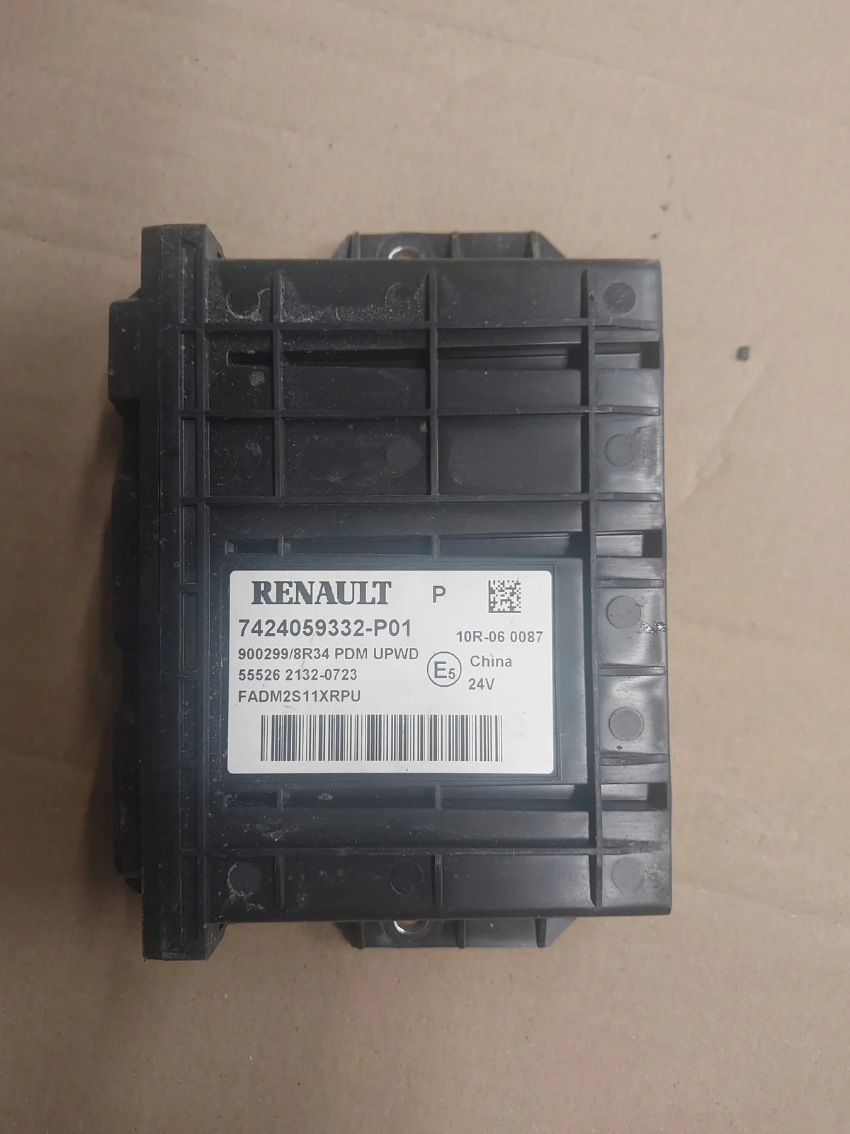 Renault Moduuli Oviohjaimelle 7424059332-p01