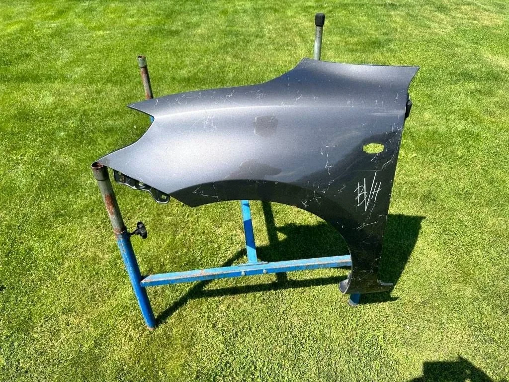 Voorste linker spatbord Suzuki Swift III