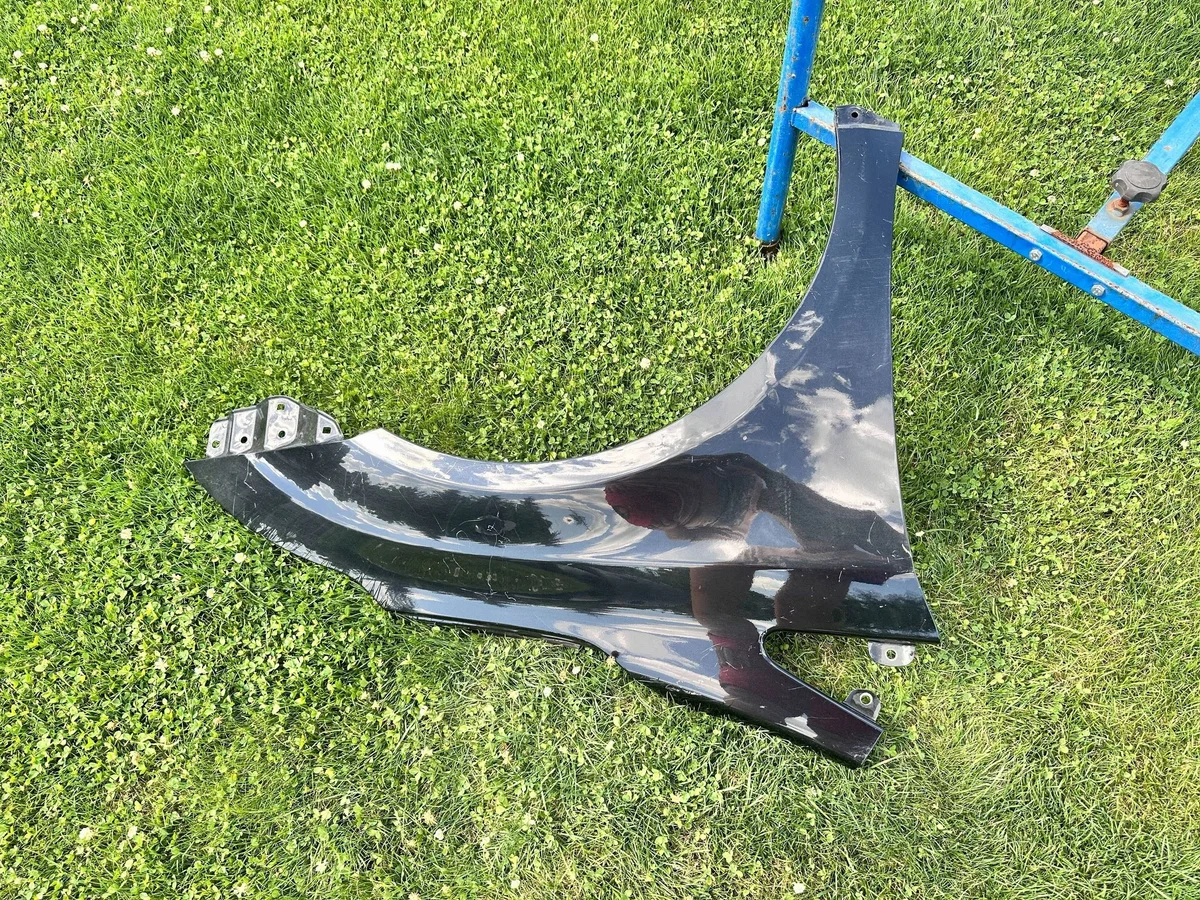 Kotflügel Vorne Rechts Toyota Avensis T270 BYK1724 image 5