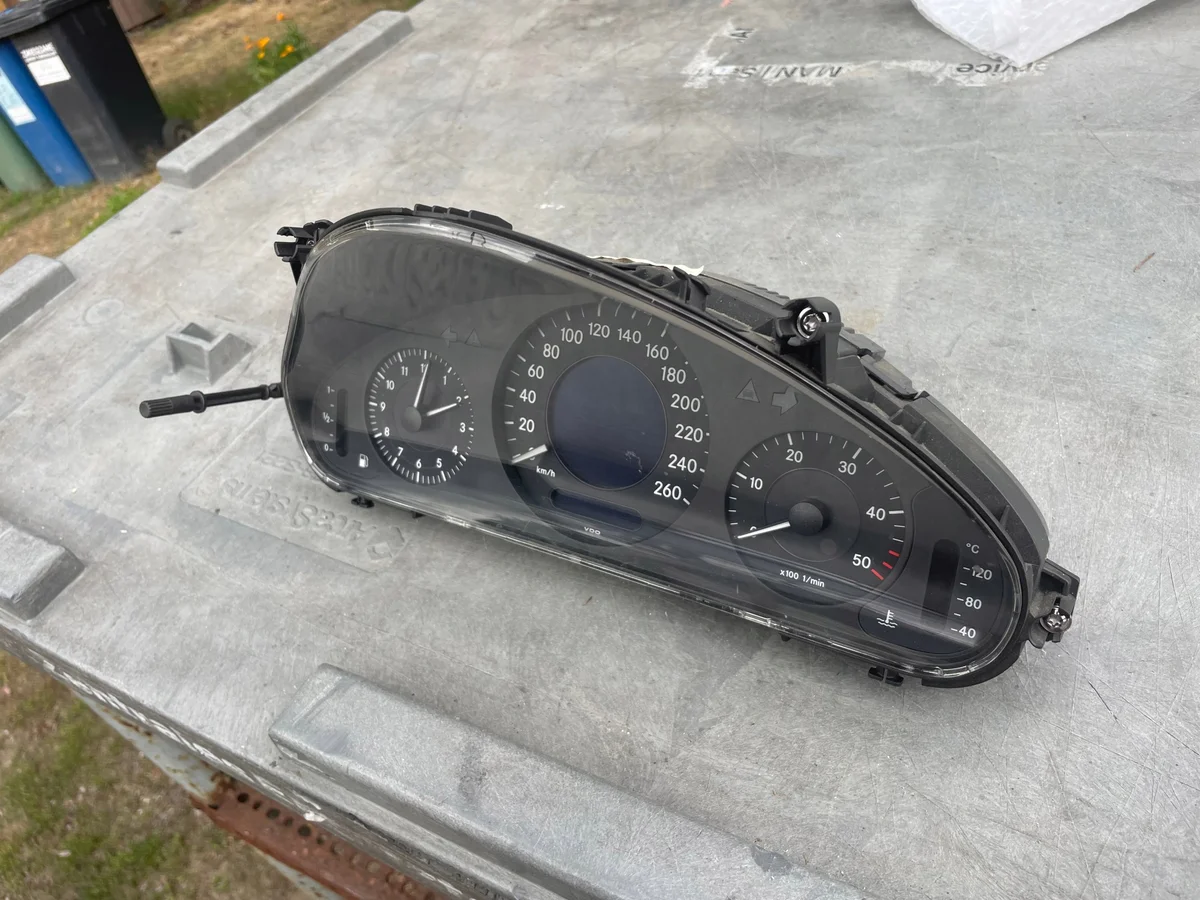 Tacho Mercedes W211 A2115405511 2.2 CDI