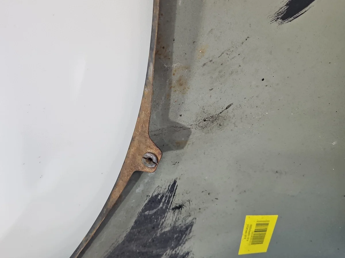 Etulokasuoja VW Golf V Oikea Käytetty image 10
