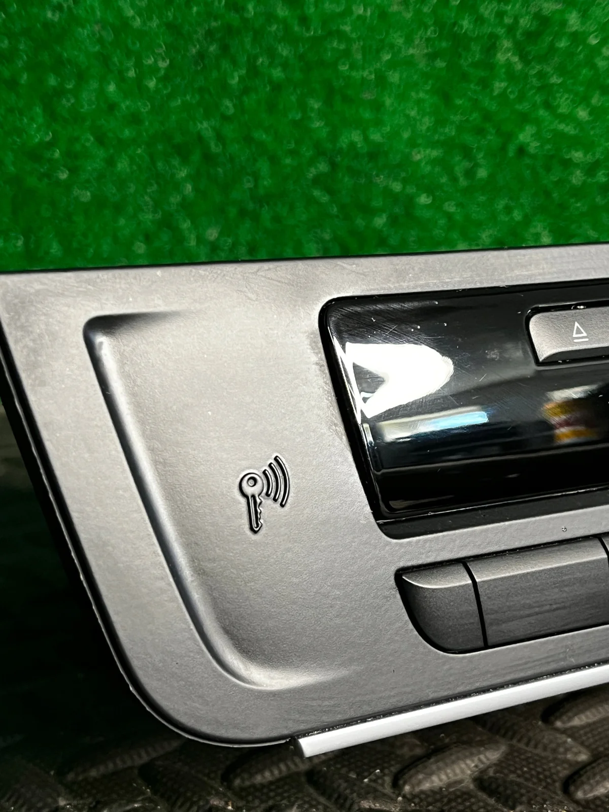 AUDI S6 C7 A6 4G NAVI UNIT 4G0035746G image 4