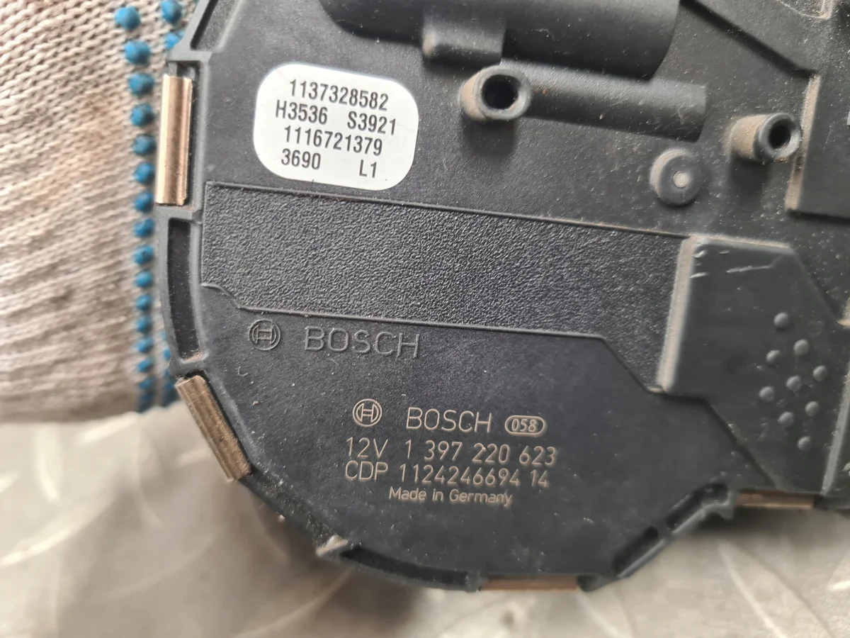 Motor Scheibenwischer vorne Opel Astra IV J image 3
