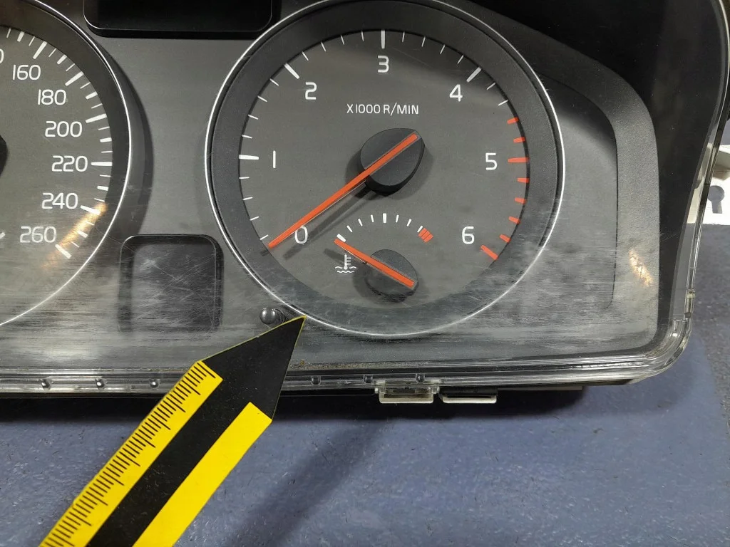 Panel instrumentów Volvo V50 S40 II 2.0 D image 3