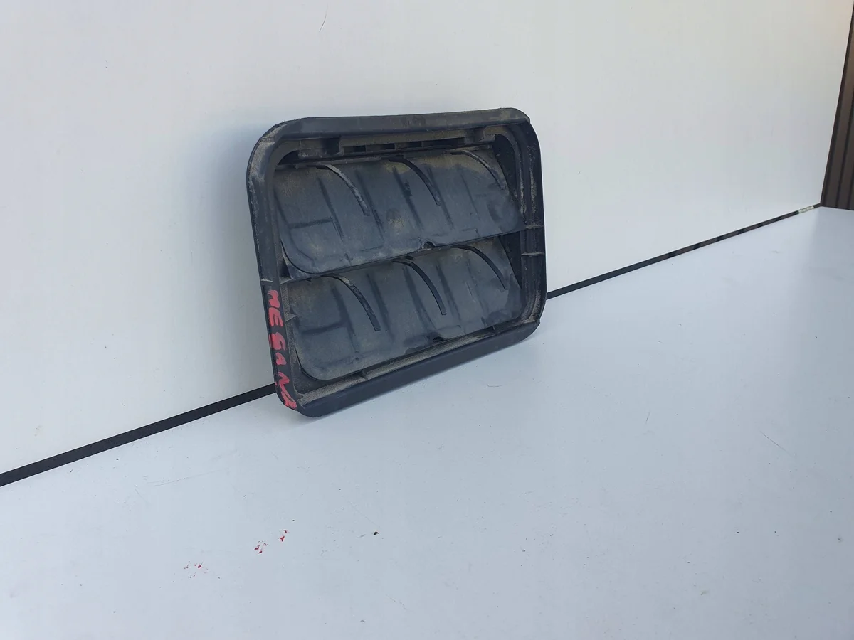 Lüftungsgitter hinten Renault Megane III thumbnail 3