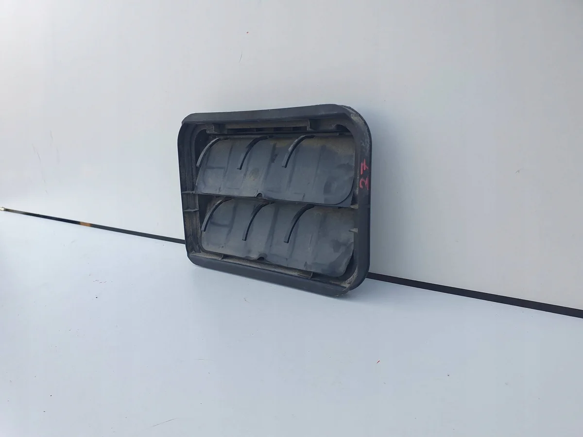 Lüftungsgitter hinten Renault Megane III thumbnail 4