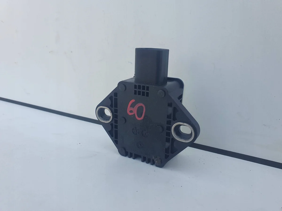 Audi Q5 SQ5 8R 3.0 TFSI ESP Sensor image 5