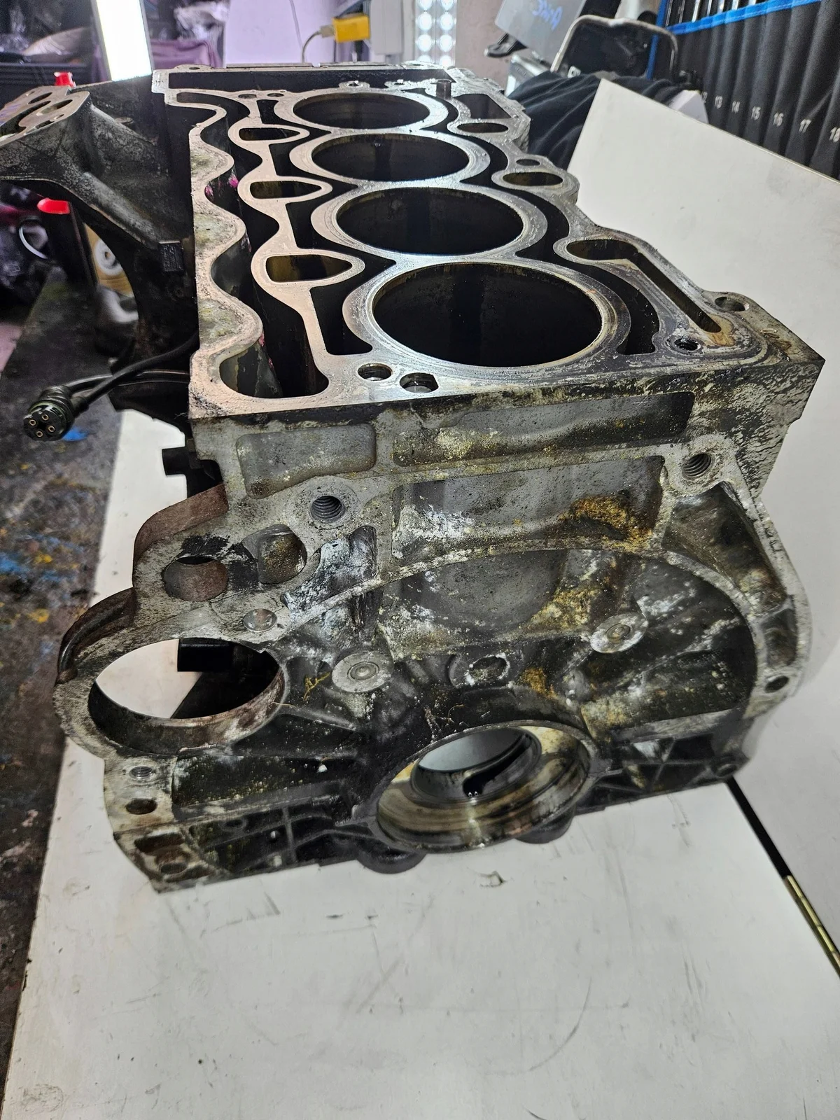 BMW E90 E91 E87 X3 E83 2.0i Motorblock image 5