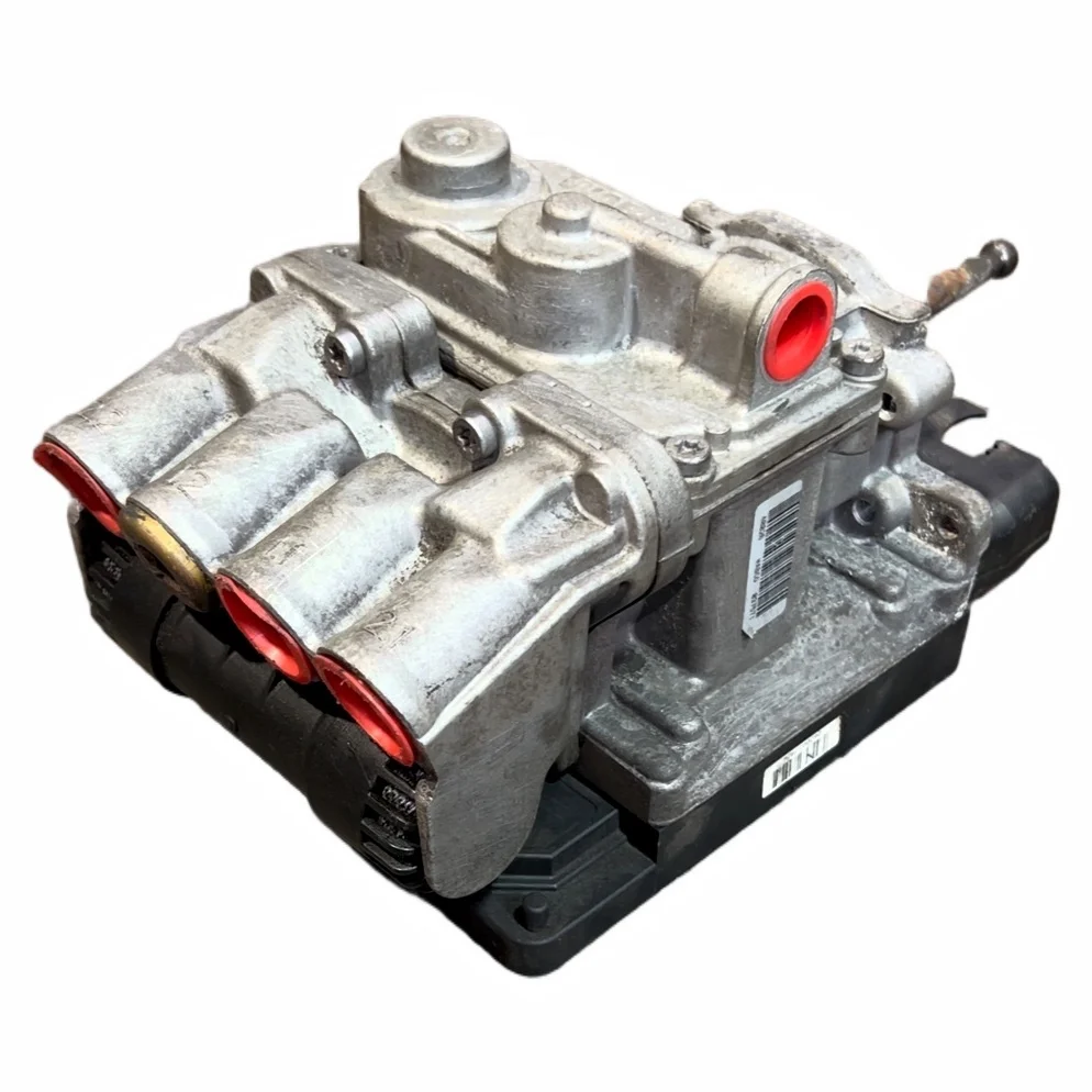 MAN Brake Valve 81521306310 Used image 9