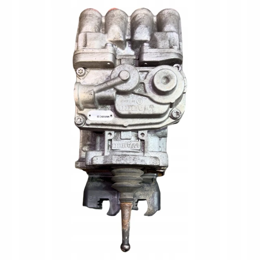 MAN Brake Valve 81521306310 Used image 10