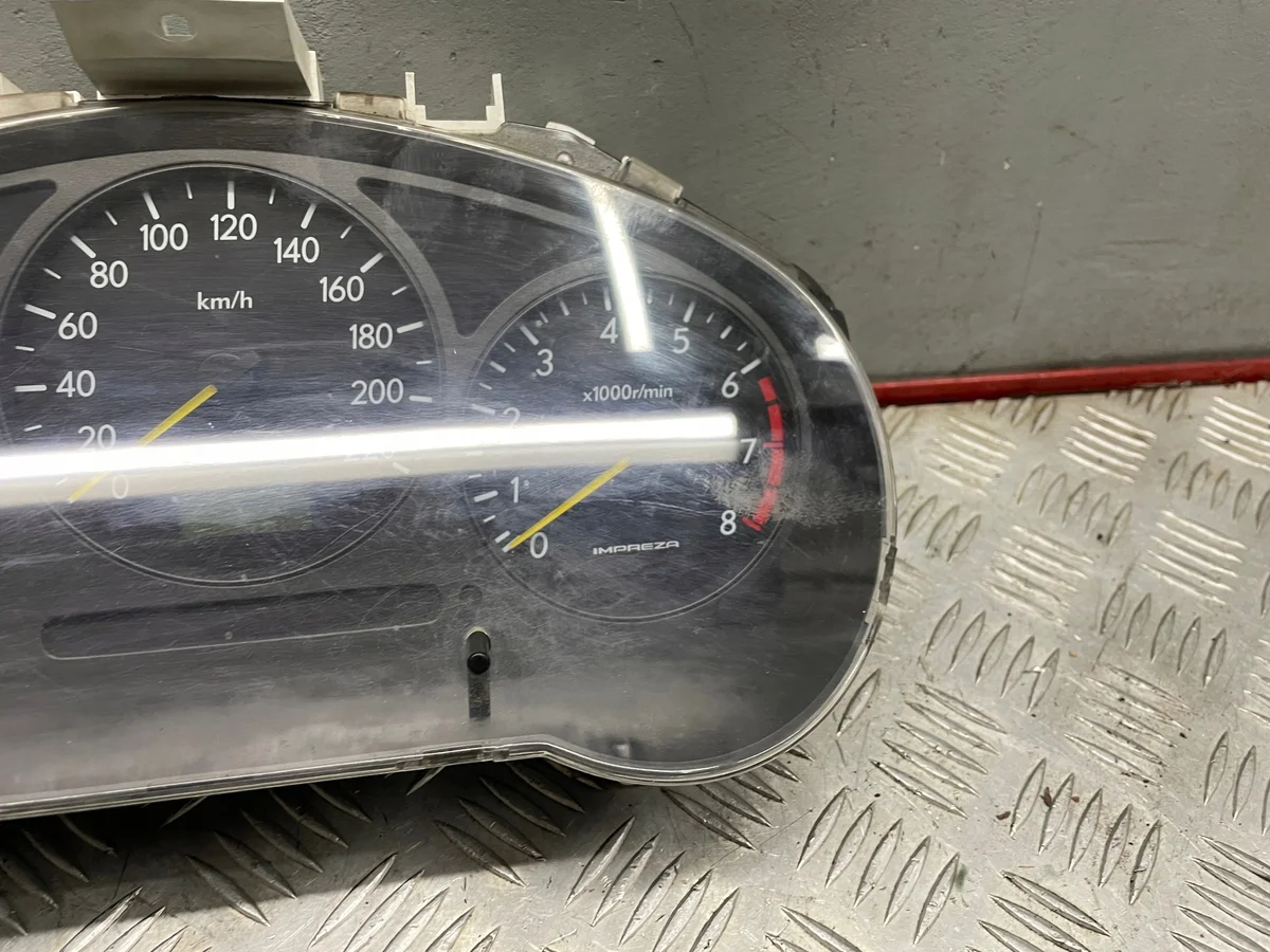 Tacho/Instrumentenanzeige Subaru Impreza II 2.0B image 5