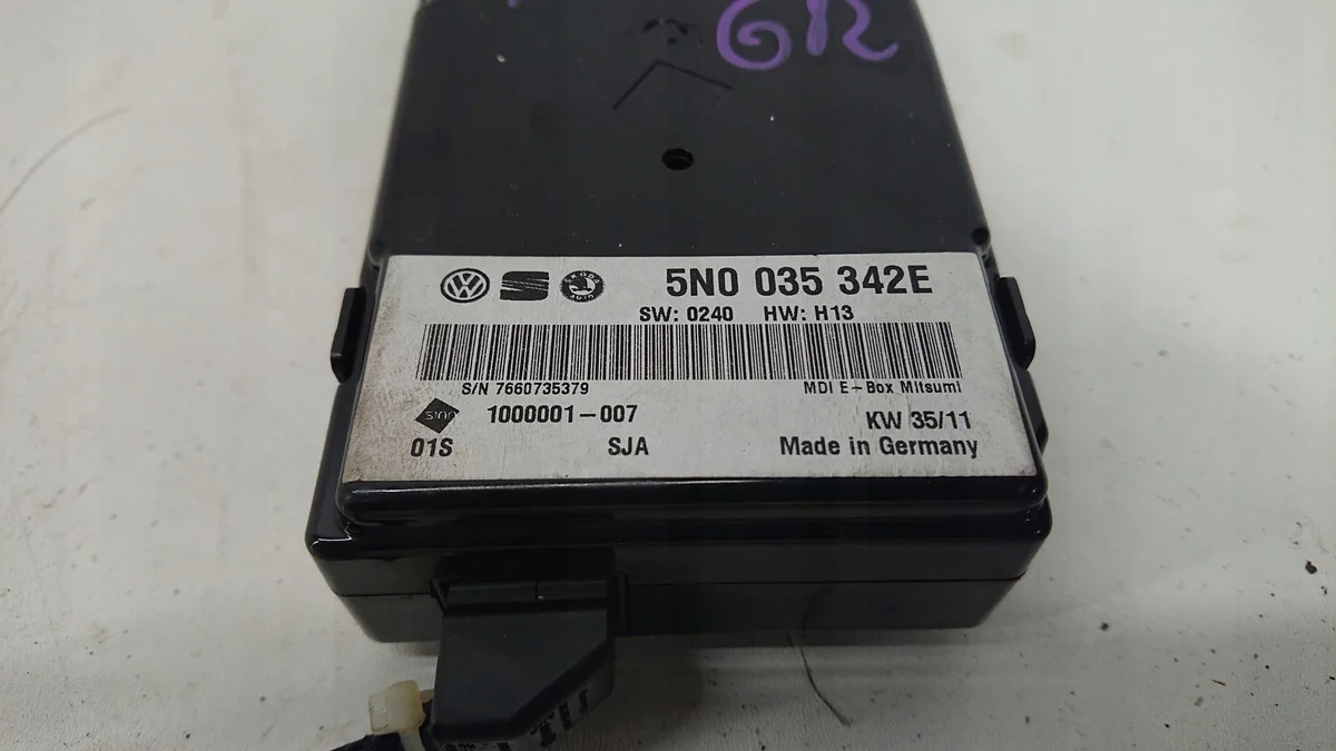 VW Polo 6R Media Interface Modul 5N0035342E image 3