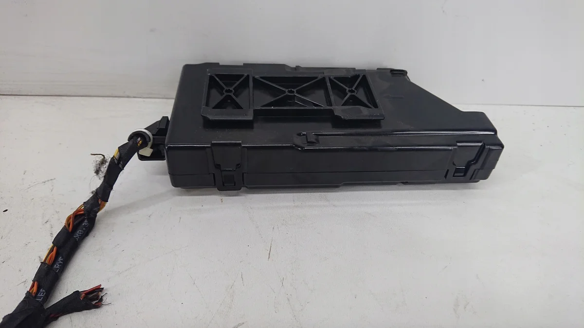 VW Polo 6R Media Interface Modul 5N0035342E image 4