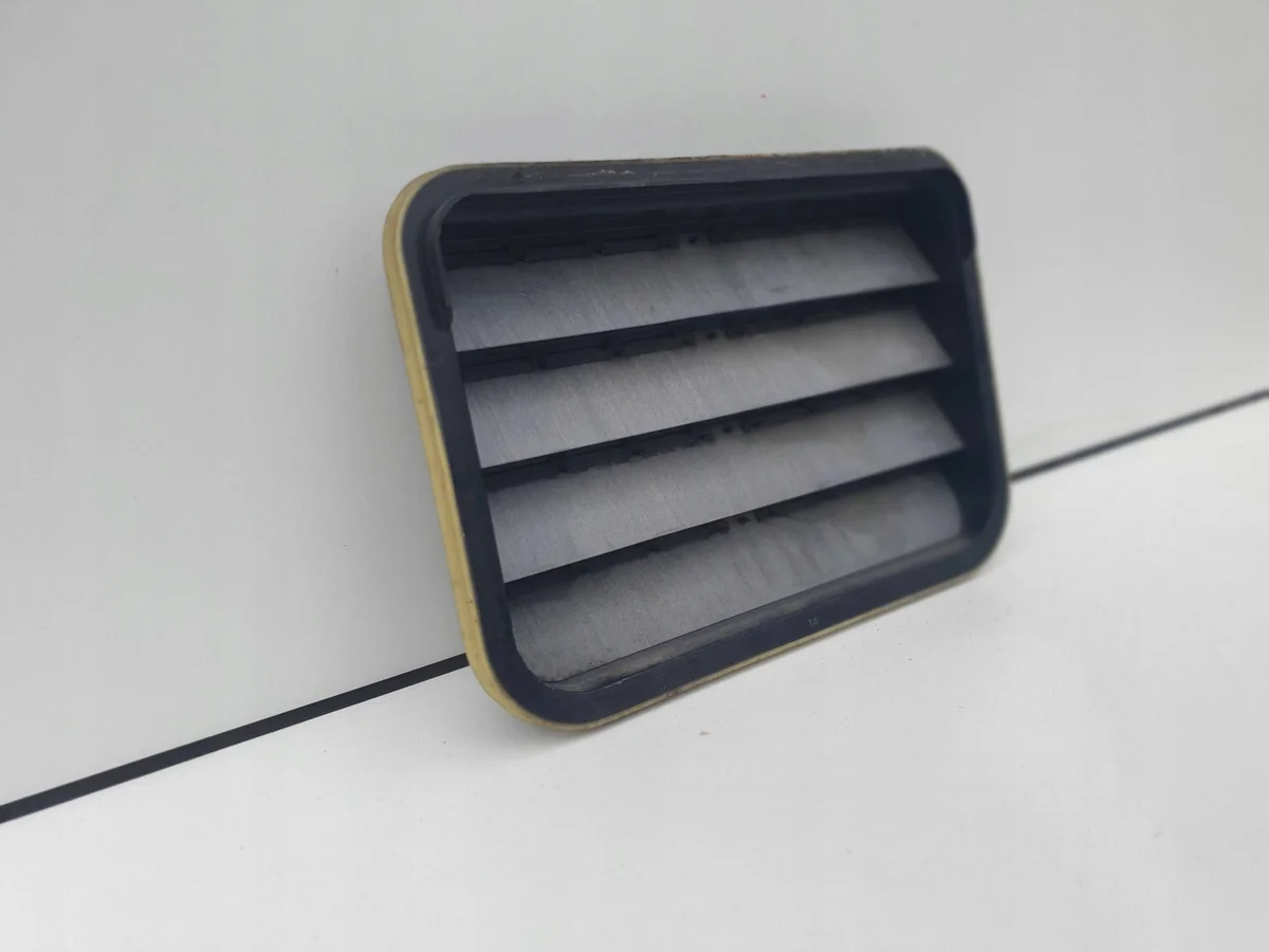 Lüftungsgitter hinten VW Touareg II image 3