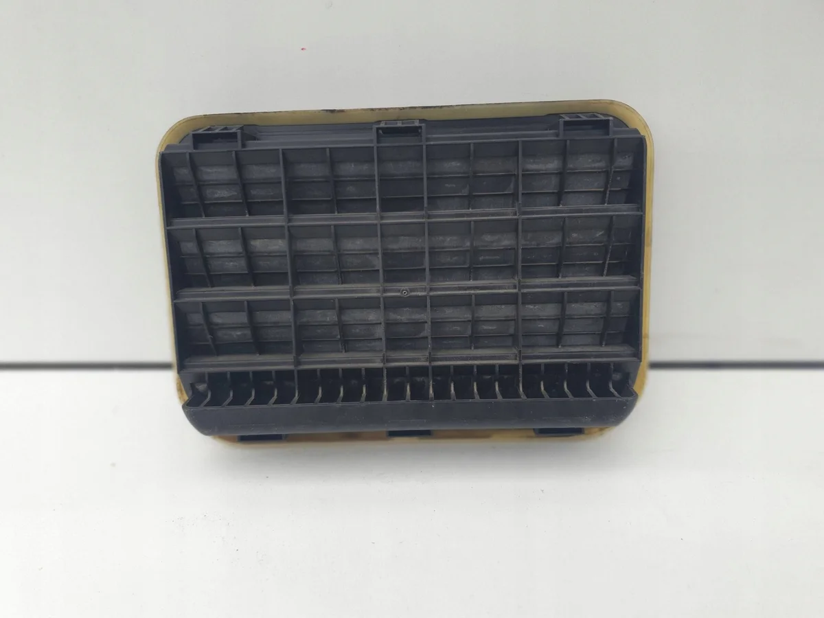 Lüftungsgitter hinten VW Touareg II image 5