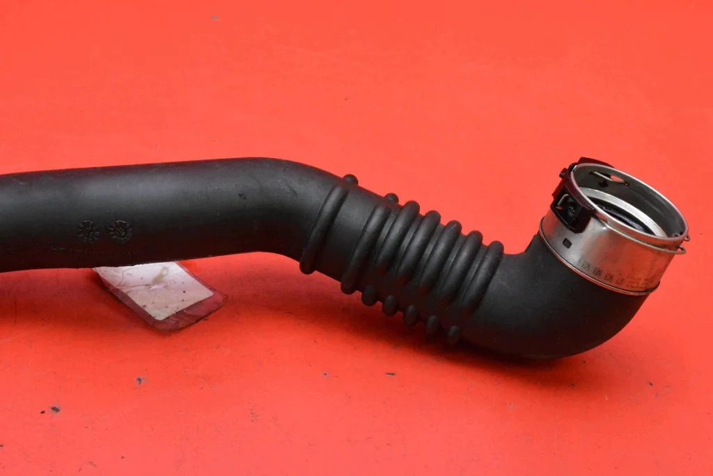 Durite d'intercooler Kia Ceed 3 1.6 CRDI 116ch image 3