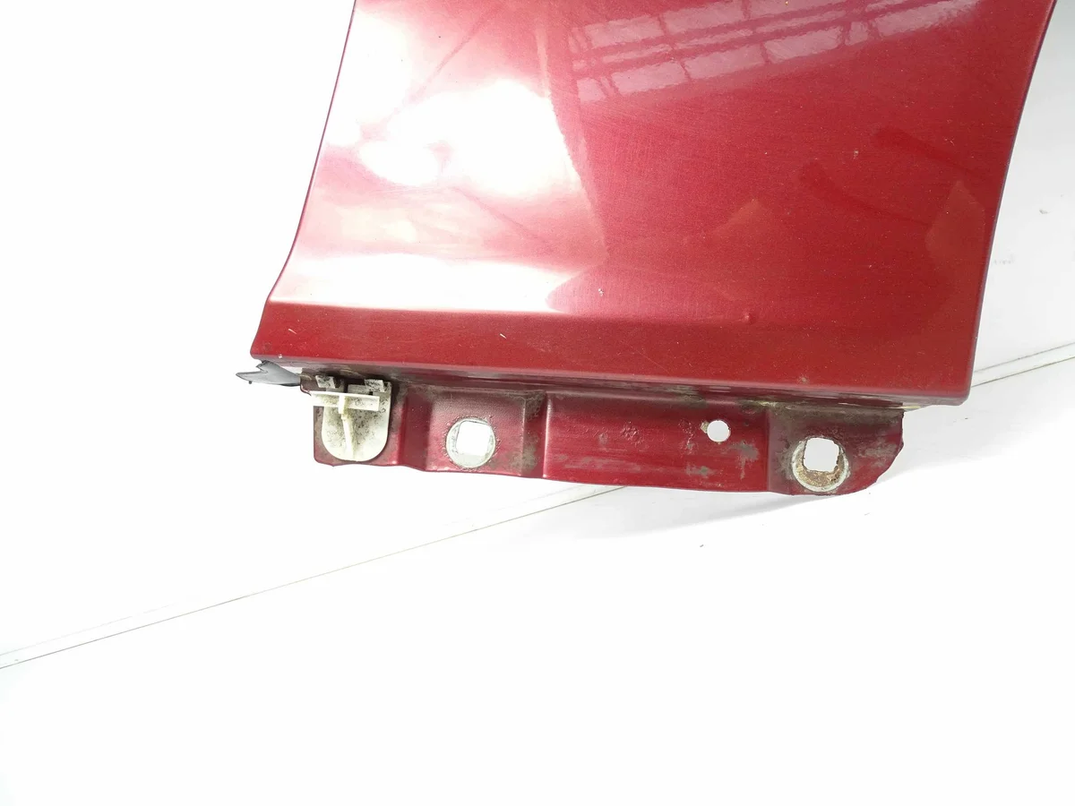 Mercedes Classe C W203 Para-lama Direito image 3