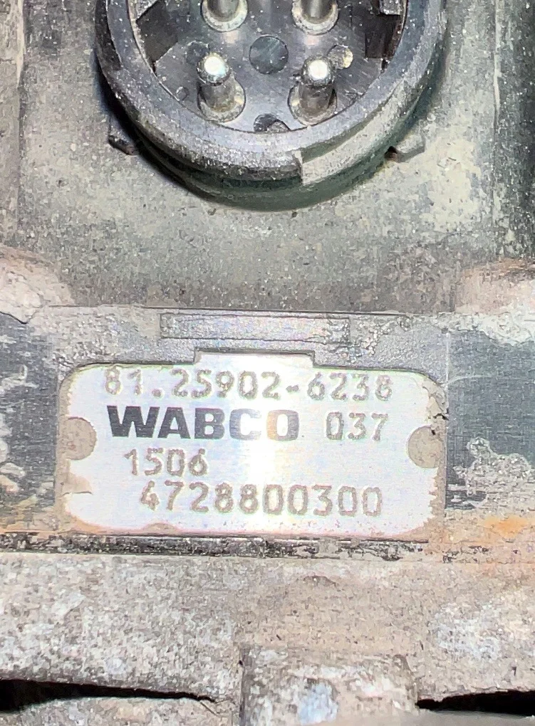 MAN Zawór ECAS 81259026238 Gebruikt