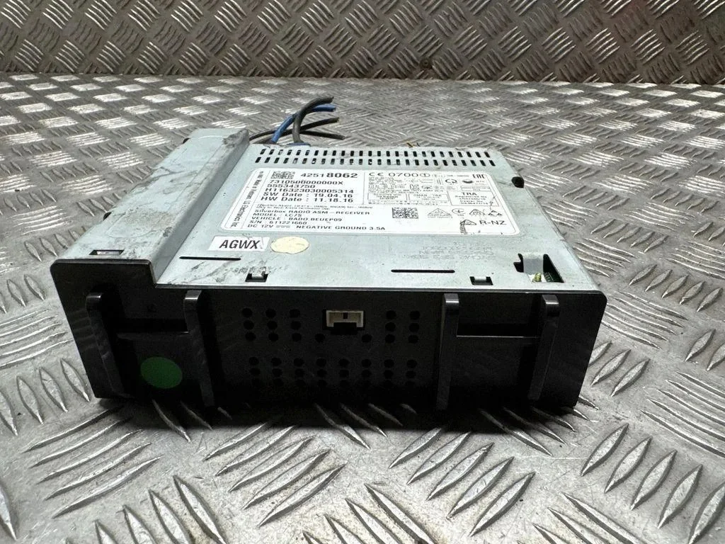 Radio Navegador Opel OE 555343750 Usado