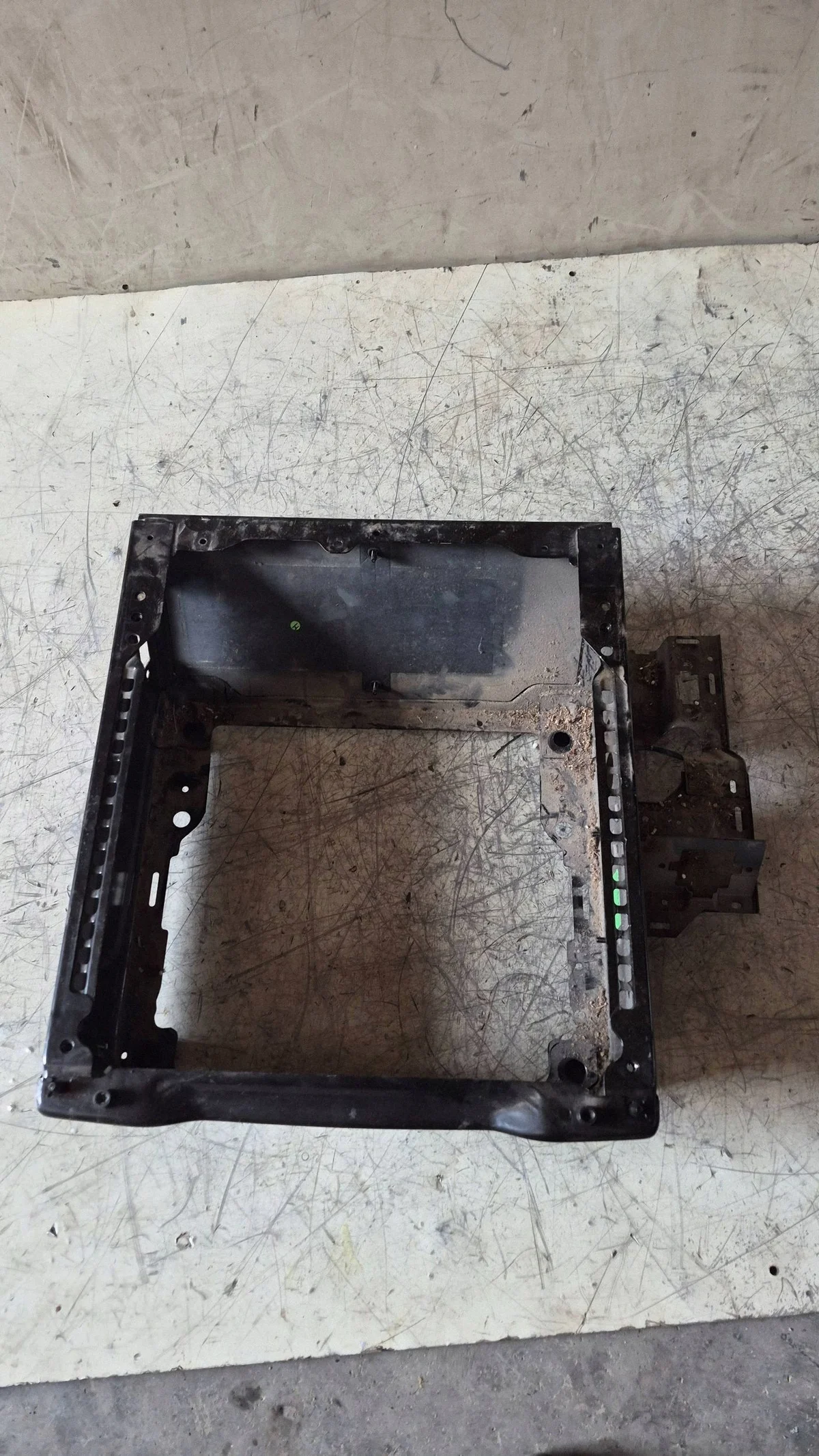 Support siège avant droit Ford Transit MK8 XRA9170