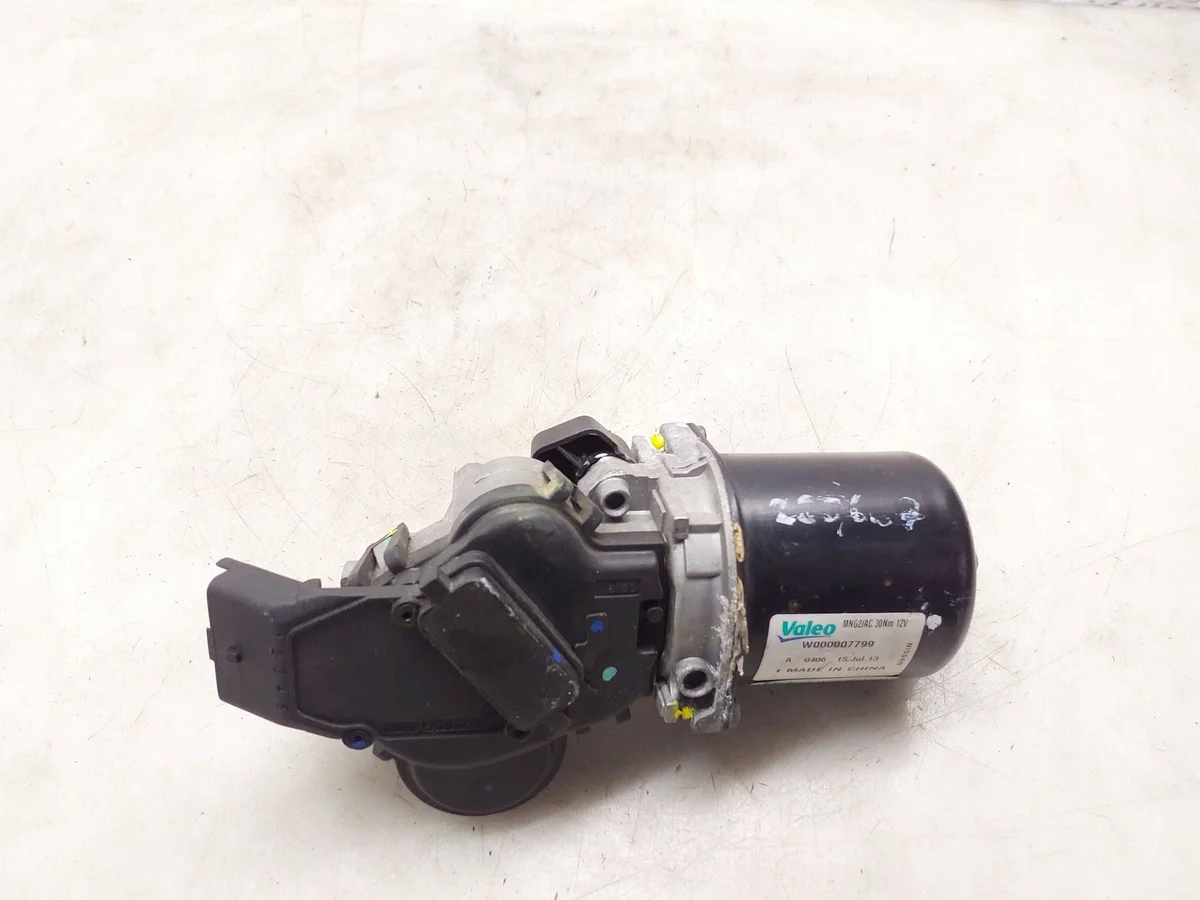 Moteur essuie-glace Nissan Juke 2013 SUV
