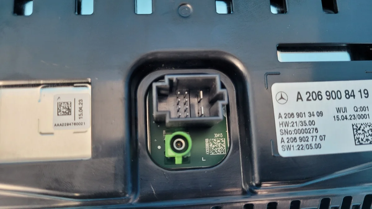 MERCEDES W206 C200 23r Mittaristo A2069008419 image 8