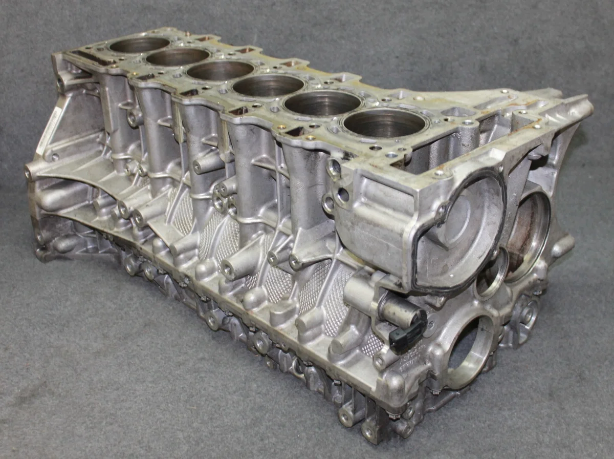 Blocco Motore BMW S55B30A 7846772 Usato image 3