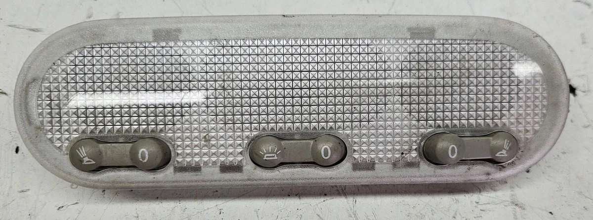 Luz Interior Renault Megane II Scenic 820073234
