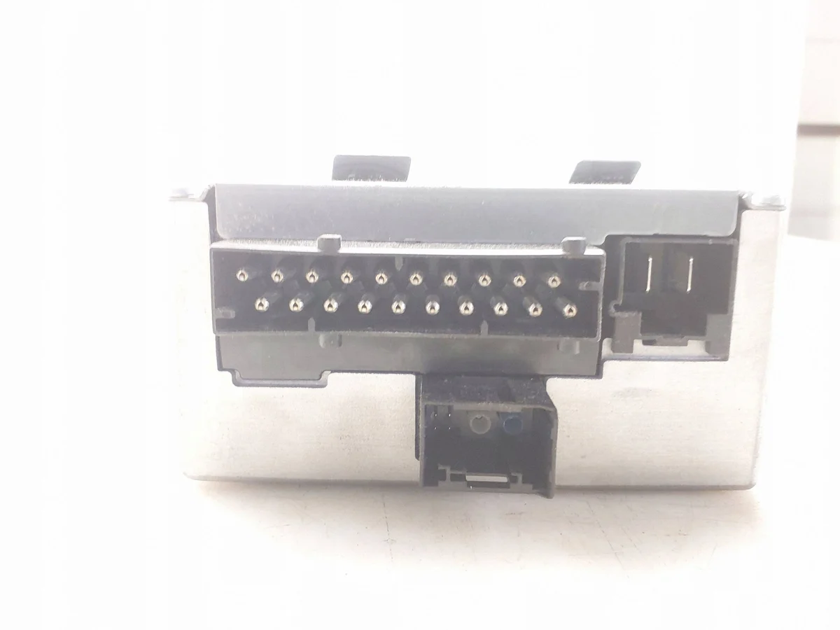 Opel Corsa F Ladeinverter 98554726 image 3