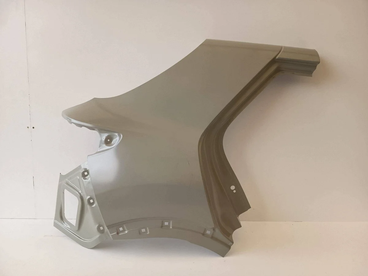 KIA STONIC Guarda-lamas Traseiro Direito MCJ36995