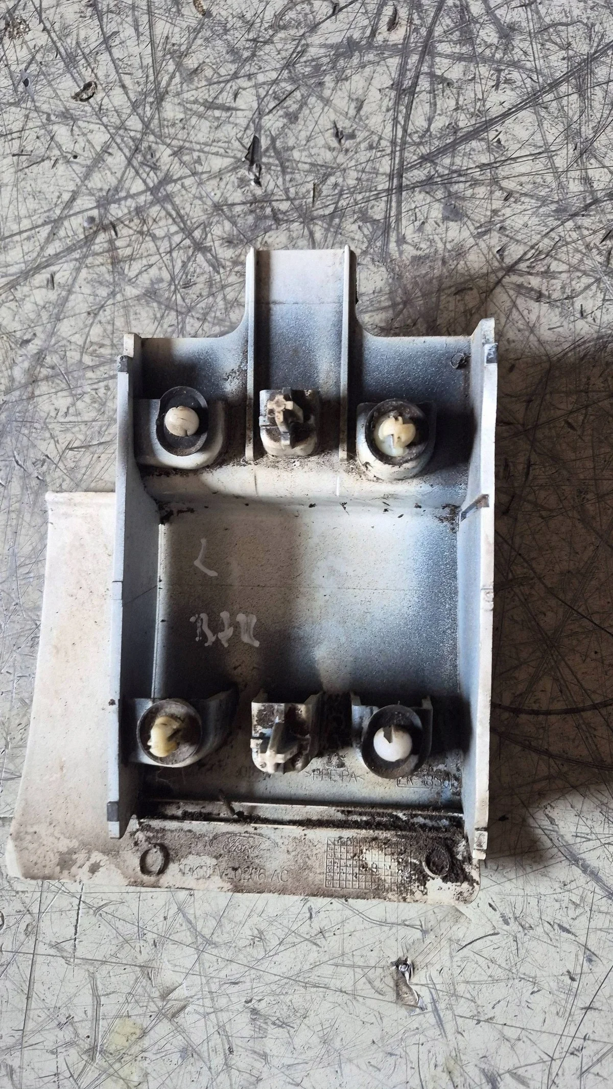 Tappo per Ford Transit Mk8 BK31V0206AC image 5