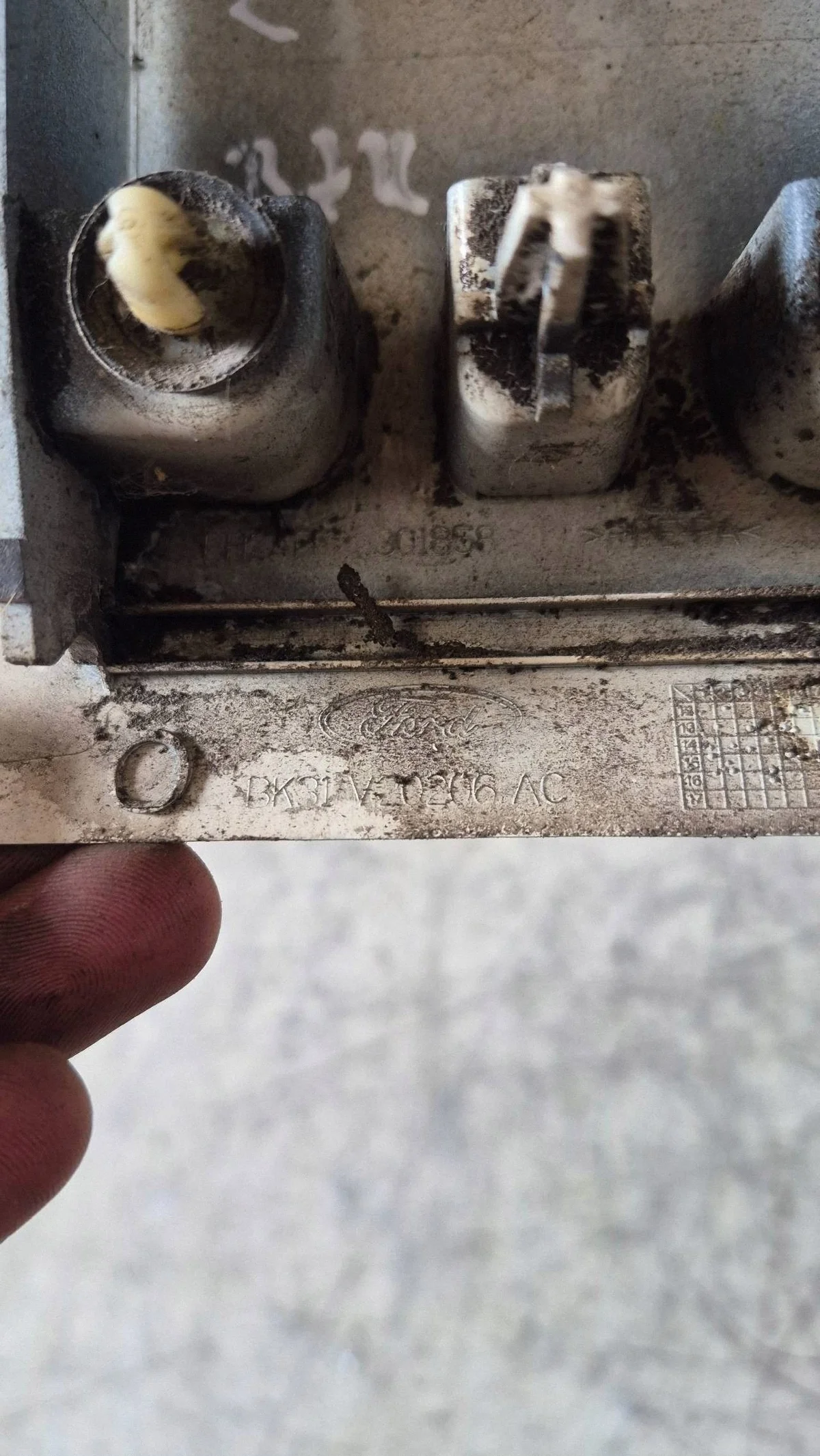 Tappo per Ford Transit Mk8 BK31V0206AC image 8
