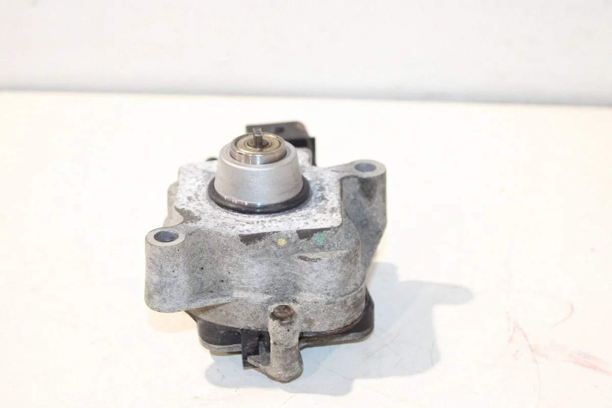 BMW 7635636 Stellmotor Verteilergetriebe Gebraucht image 4