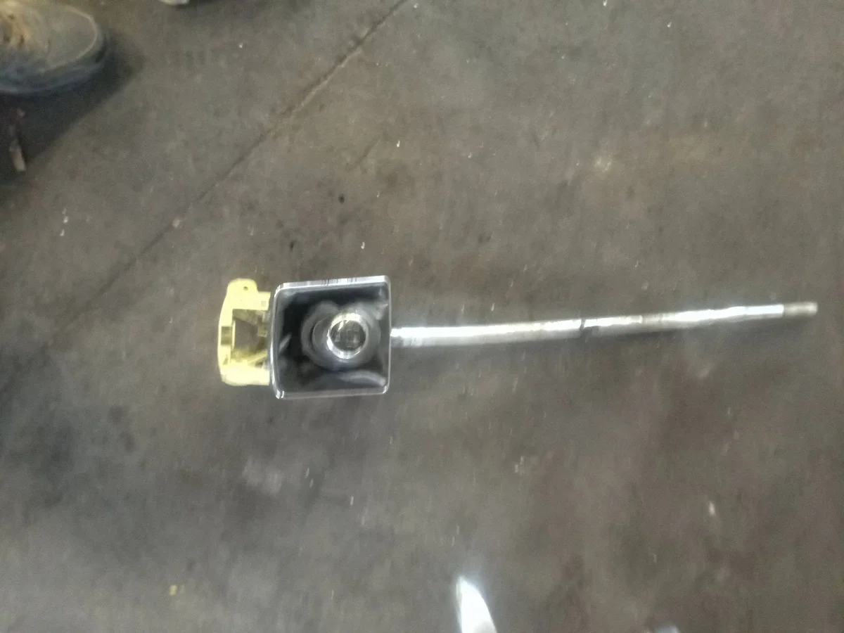 Schaltgestänge Opel Astra H IIQ10594