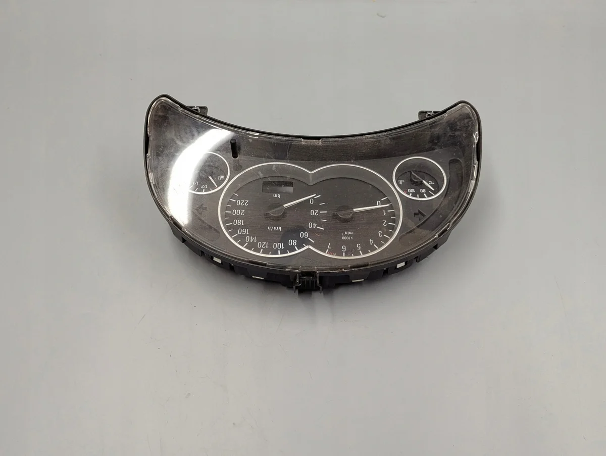 Tacho Opel Corsa C 110080226005 13117946CD image 3