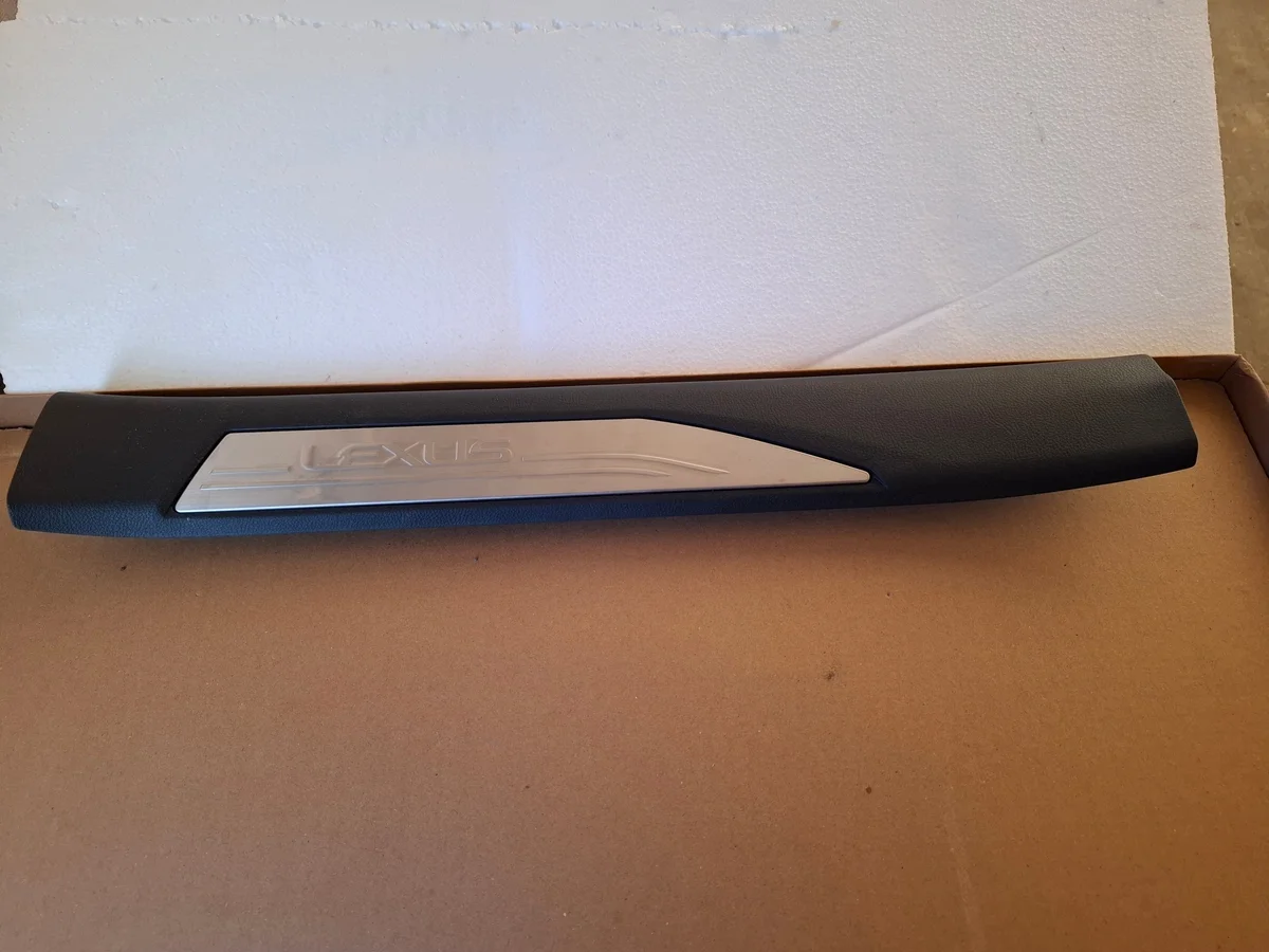 Schwellerleiste Lexus RX500 67920-48162 gebraucht