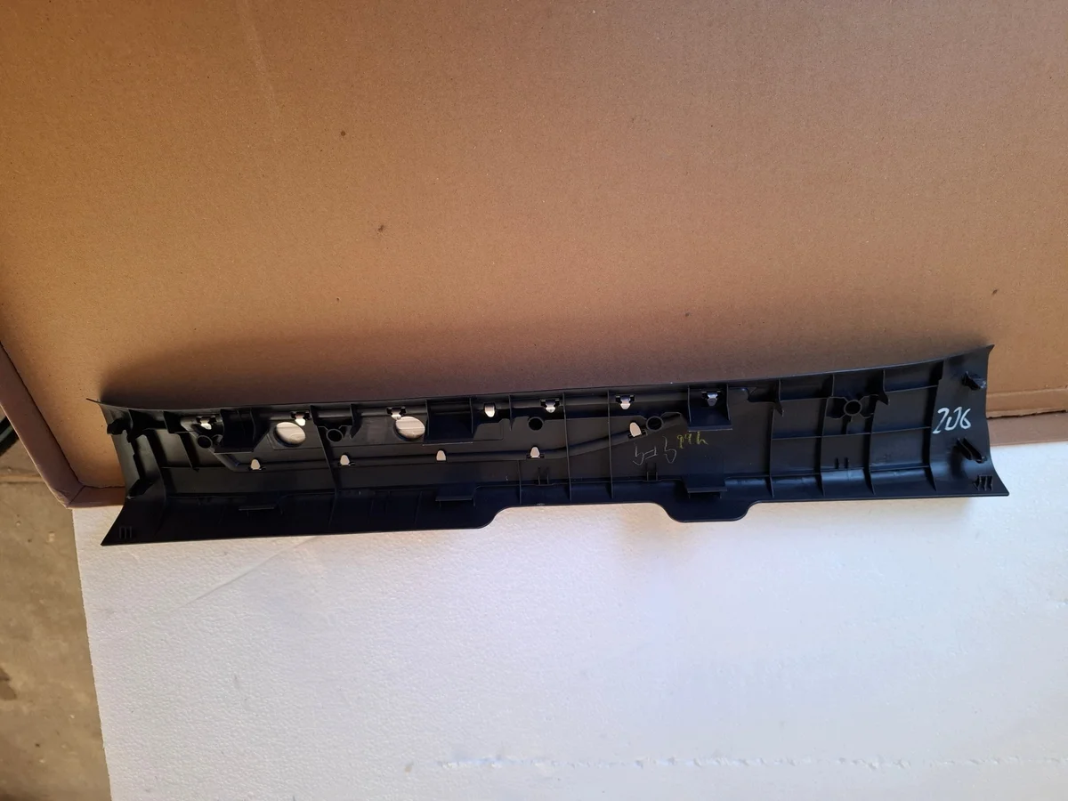 Schwellerleiste Lexus RX500 67920-48162 gebraucht image 4