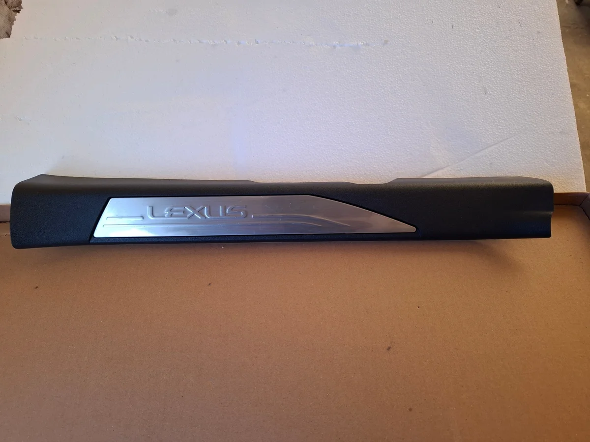 Schwellerleiste Lexus RX500 67920-48162 gebraucht image 8