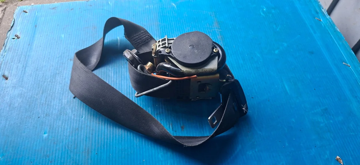 Peugeot 307 Left Front Seatbelt 96346431XX