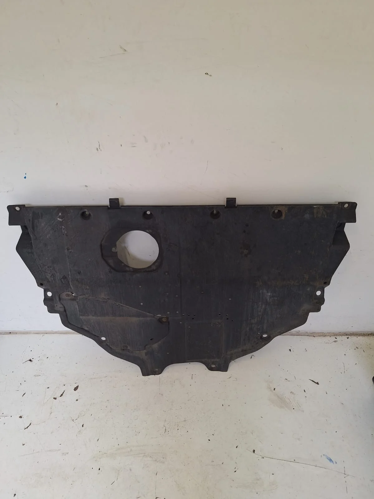 Mazda 3 III BM Cache-moteur B61K56110 image 3