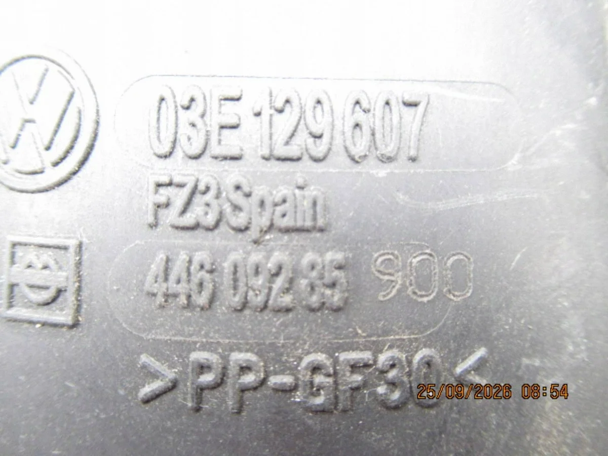 Couvre-culasse Skoda Fabia 1.2 03E129607 image 3