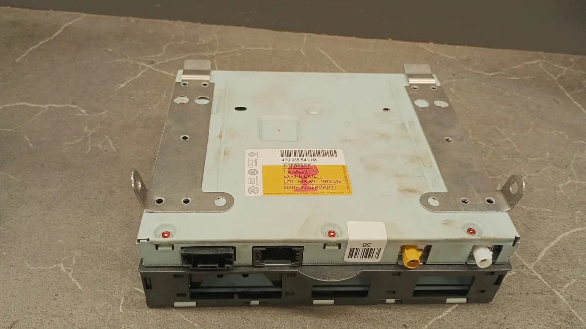 Radioförstärkare Audi A6 C6 S line 4F0035541NX image 6