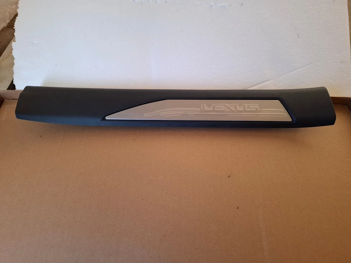 Lexus RX 500 dorpel lijst 67910-48162