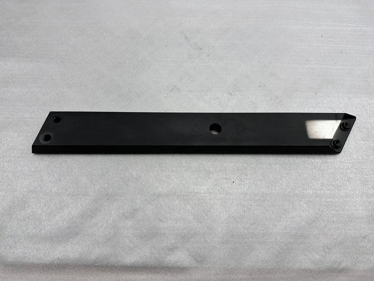 Soporte Guardabarros Audi A8 S8 D4 4H0805861E image 3