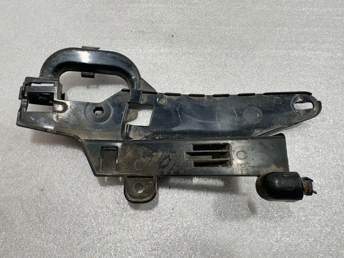 Mercedes-Benz EQB A2475460300 Interior
