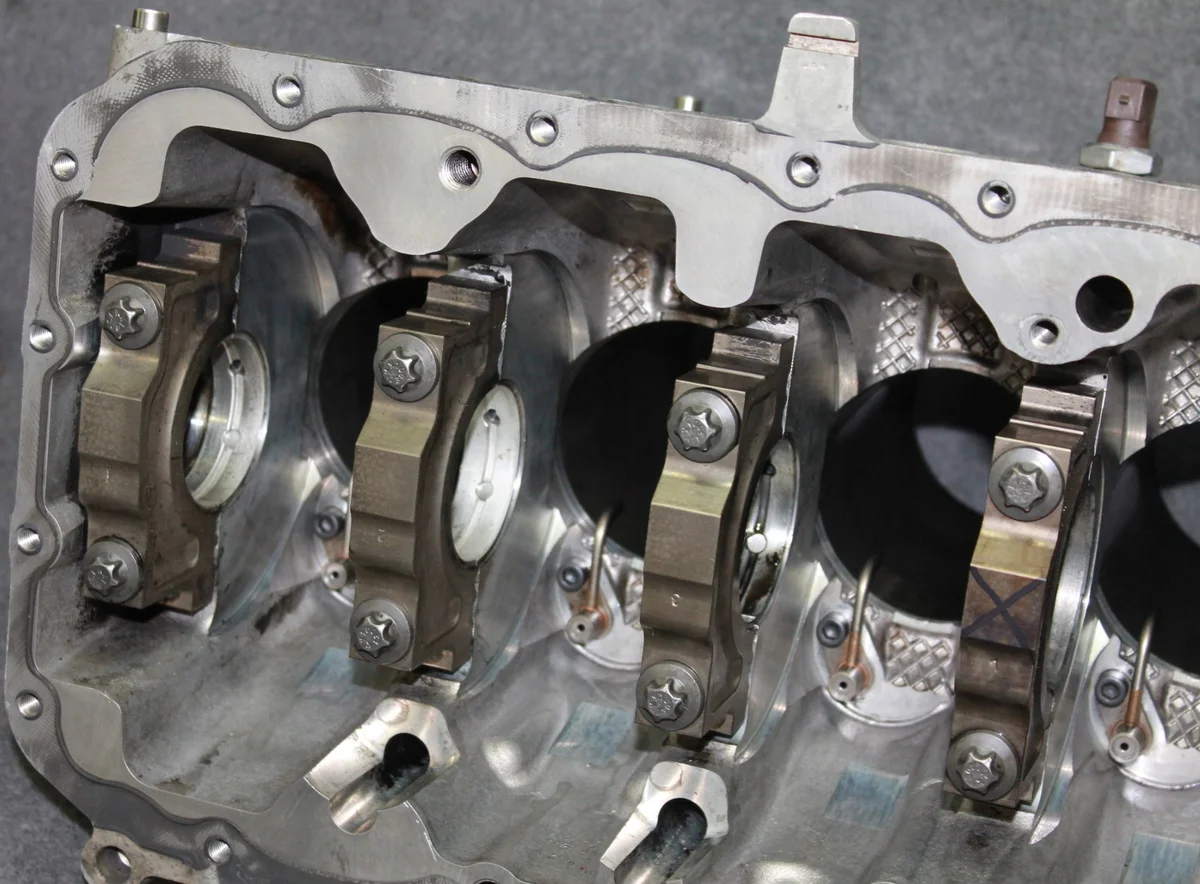 BMW N57 moottorilohko 3.0D 258KM image 8