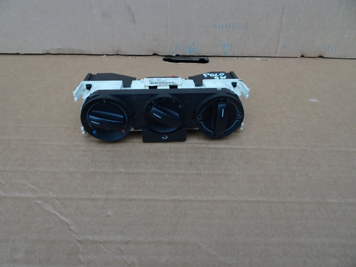 VW Polo 9N värmepanel 6Q0819045P