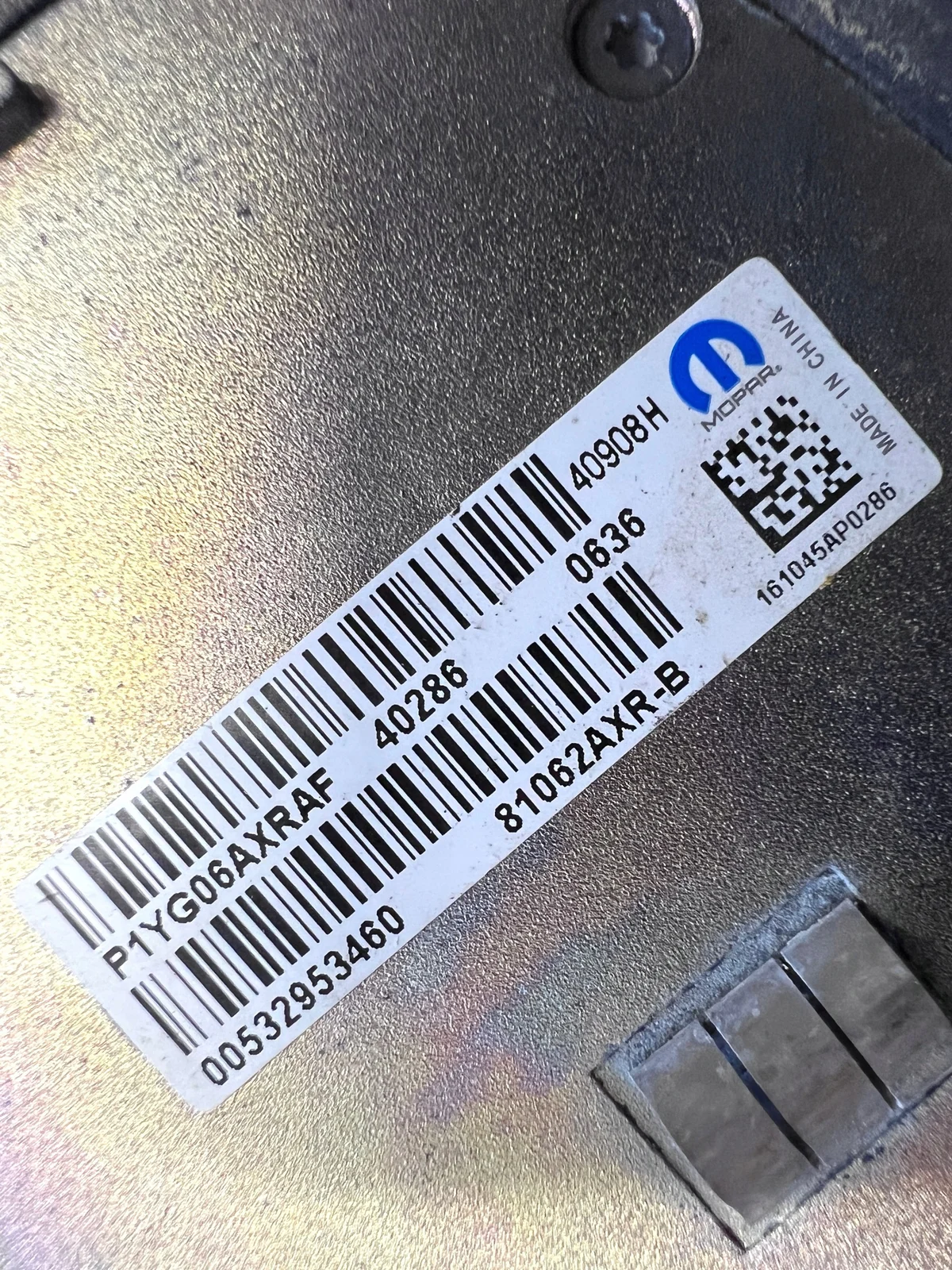 GPS Antenne (Haifischflosse) Chrysler Pacifica image 8