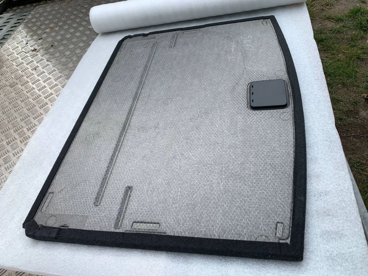 Volkswagen Tiguan 5NA858855J Bagageplank image 5