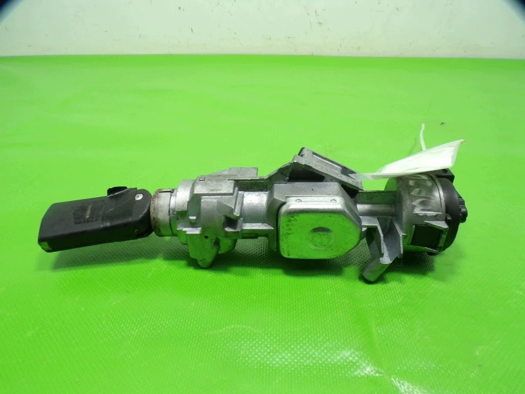 Mazda 3 kytkin F-347905- AC image 3